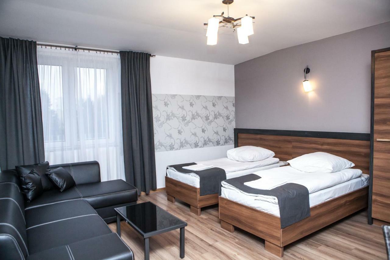 Hotel Bukowiec Legionowo Exteriör bild