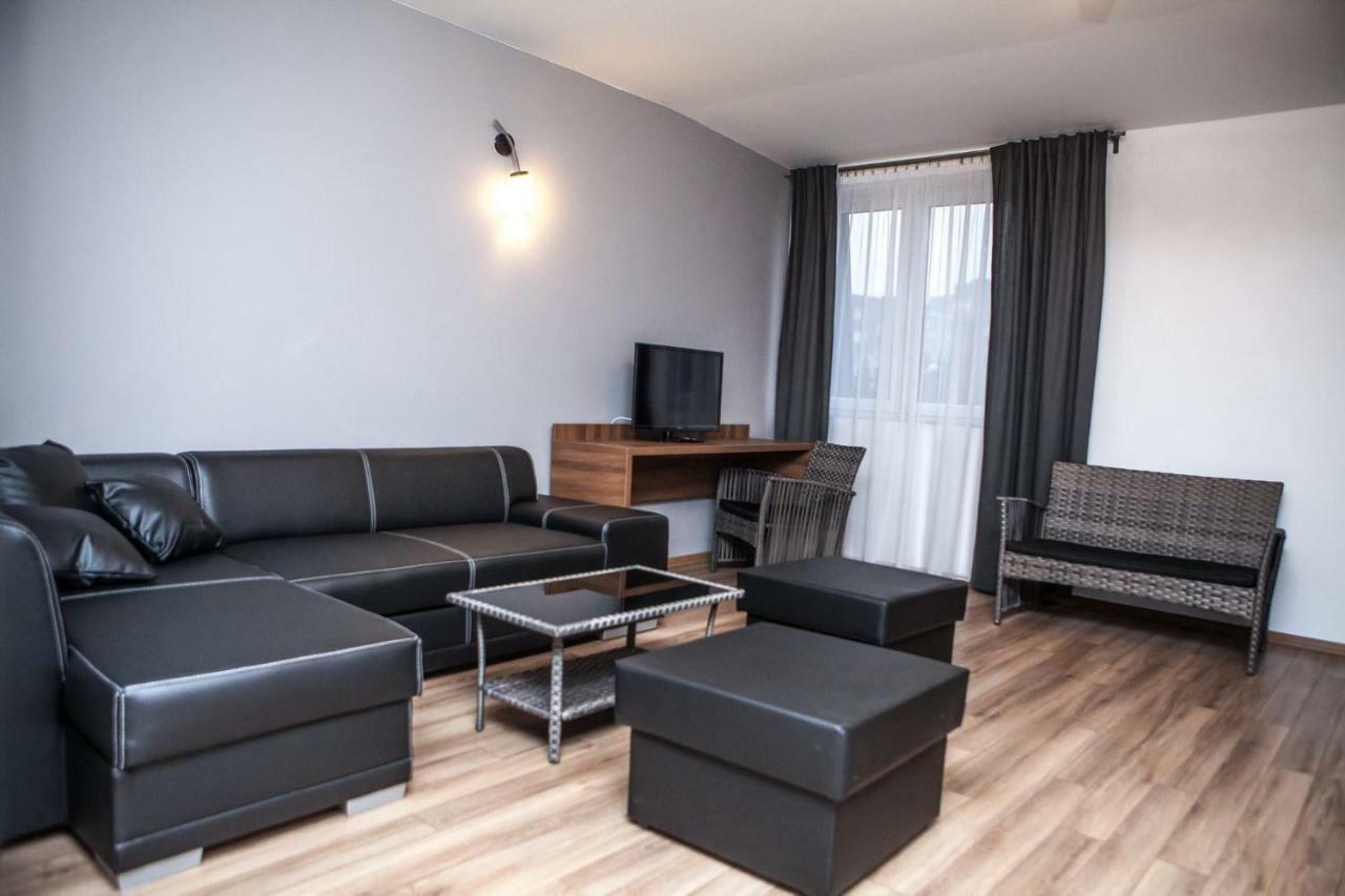 Hotel Bukowiec Legionowo Exteriör bild